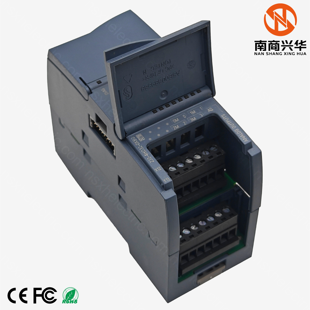 SIMATIC S7-1200 SM 1232, AO 4x14 bit - Image 6