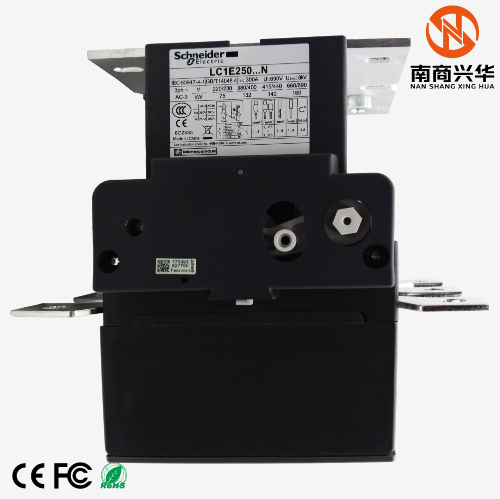 Schneider Electric's brand-new original LC1E250 TeSys E 250A 3P AC contactor - Image 2